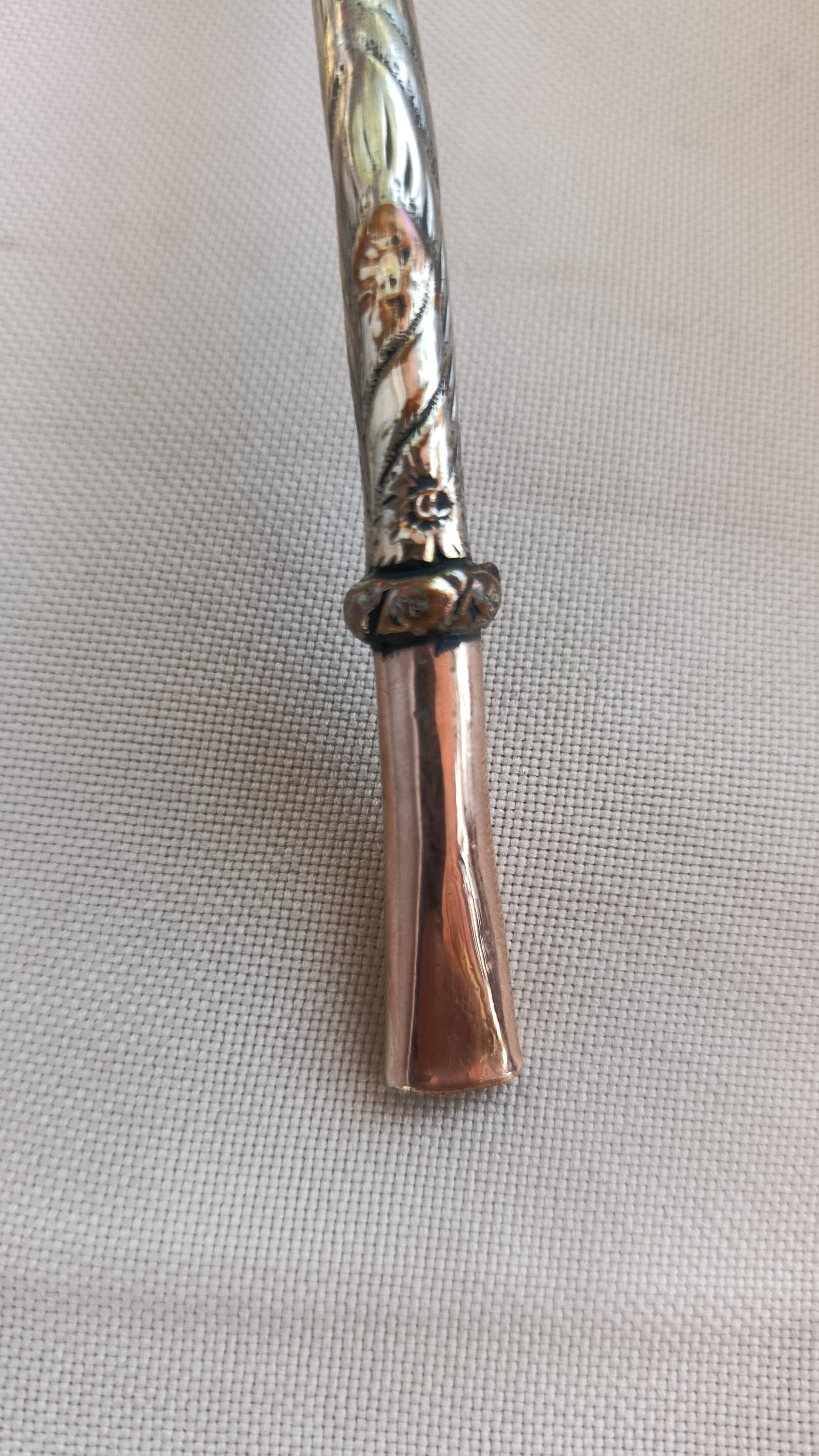 Bombilla plata y oro